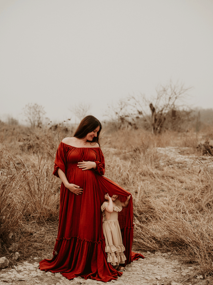 motherhood photo in austin texas reclamation dress